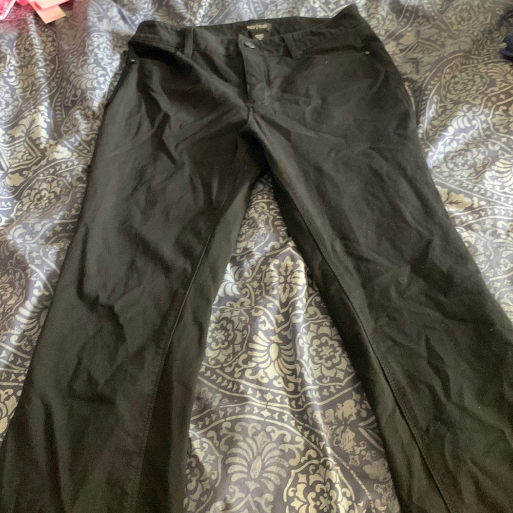 EUC (possibly nwot) WHBM black skinny flare pants